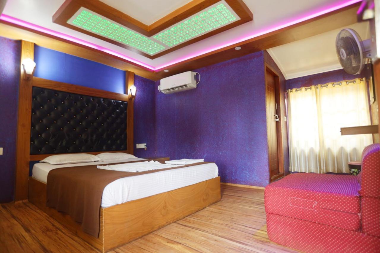 Harmony Houseboats 호텔 Alappuzha 외부 사진