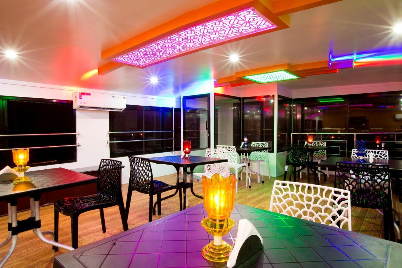 Harmony Houseboats 호텔 Alappuzha 외부 사진